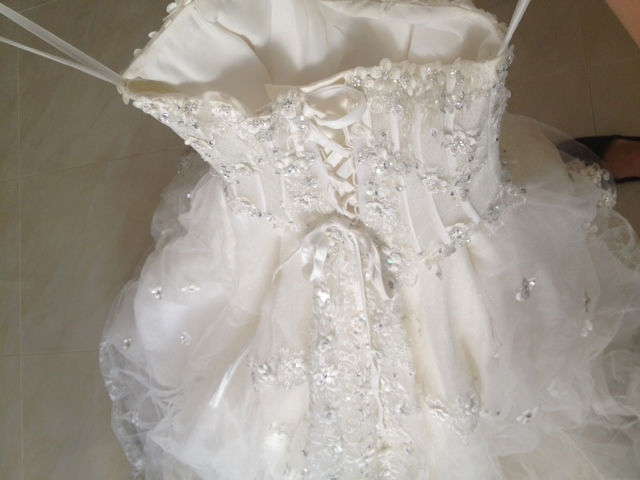 Romantic A-line wedding gown