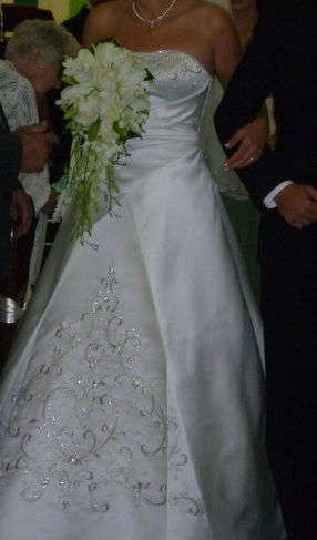 Magical Nicolina gown, strapless or with straps