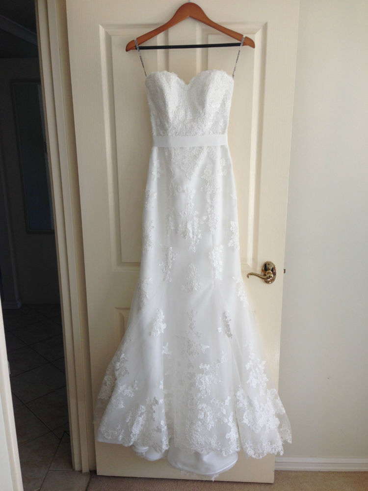 2014 UNWORN MAGGIE SOTTERO WEDDING DRESS