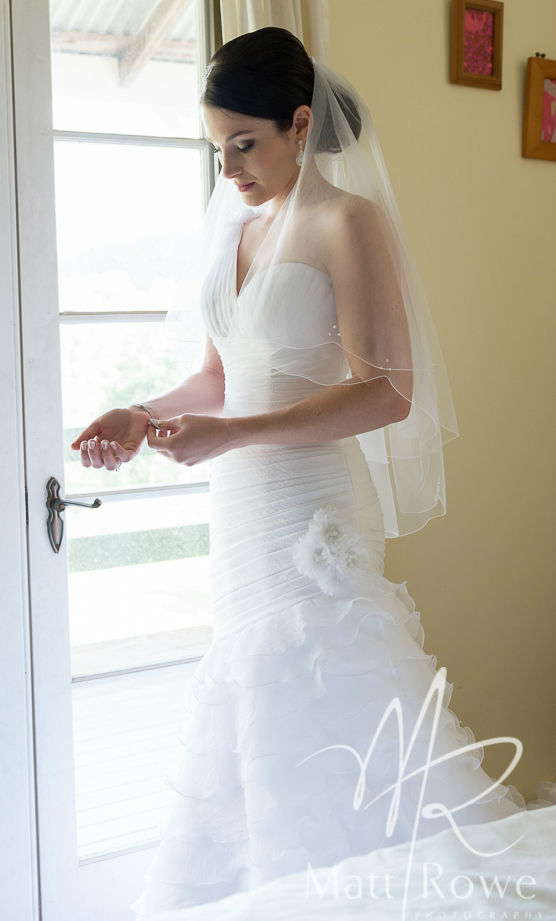 Pronovias Fauna ~ White ~ Aus 8