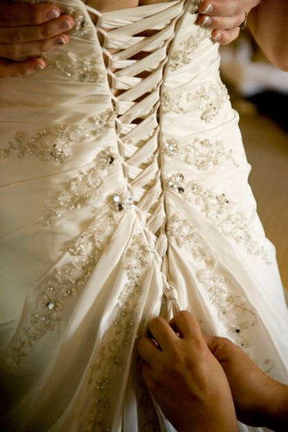 Maggie Sottero “Rachelle” Size 6 Ivory Wedding Dress