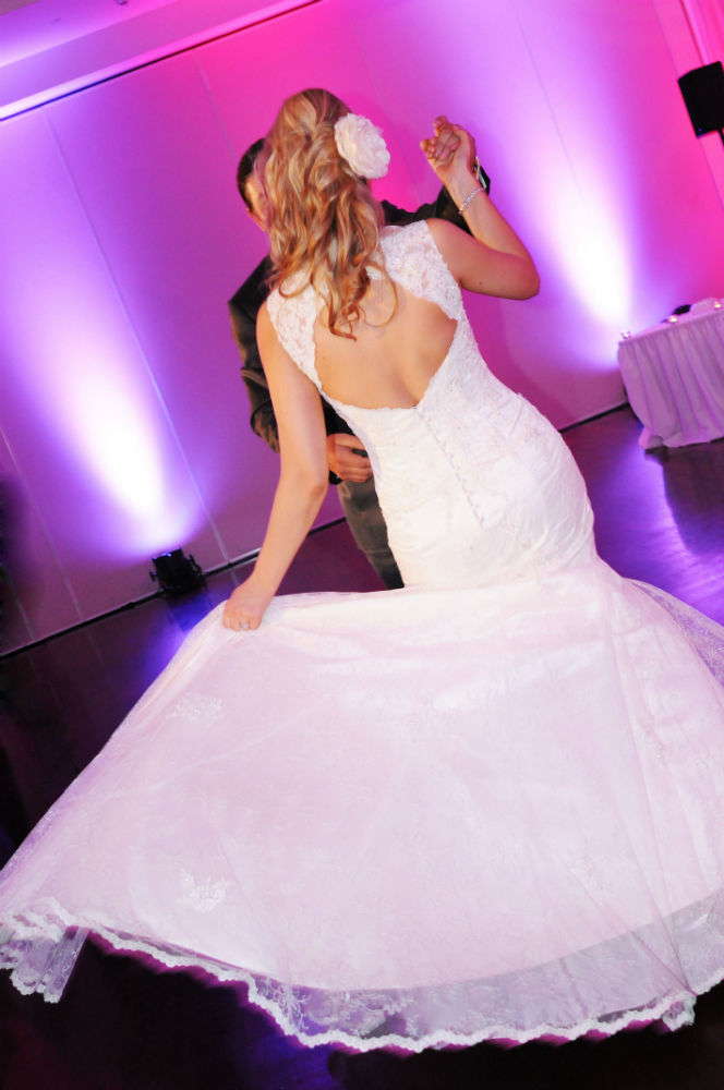 Essence of Australia Wedding Dress D1264 Size 12 Mermaid Fishtail