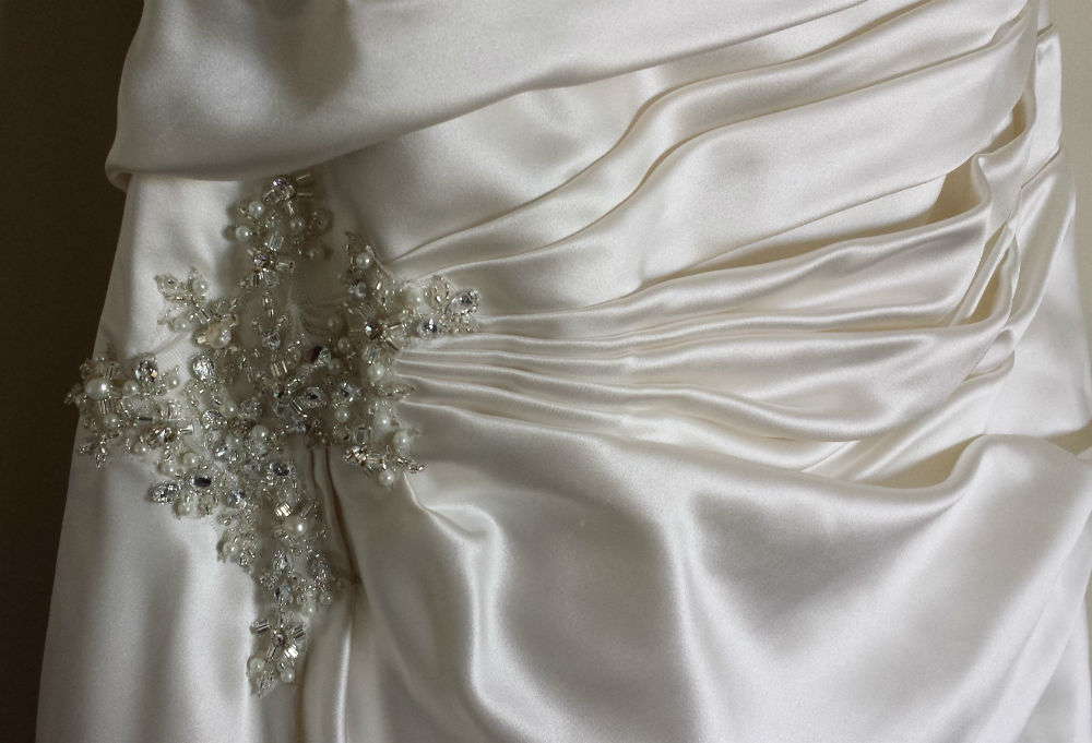 BRAND NEW Henry Roth “Adeline” wedding dress