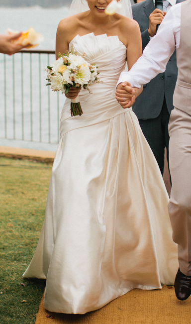 PRONOVIAS Alina Wedding Dress (size 6)