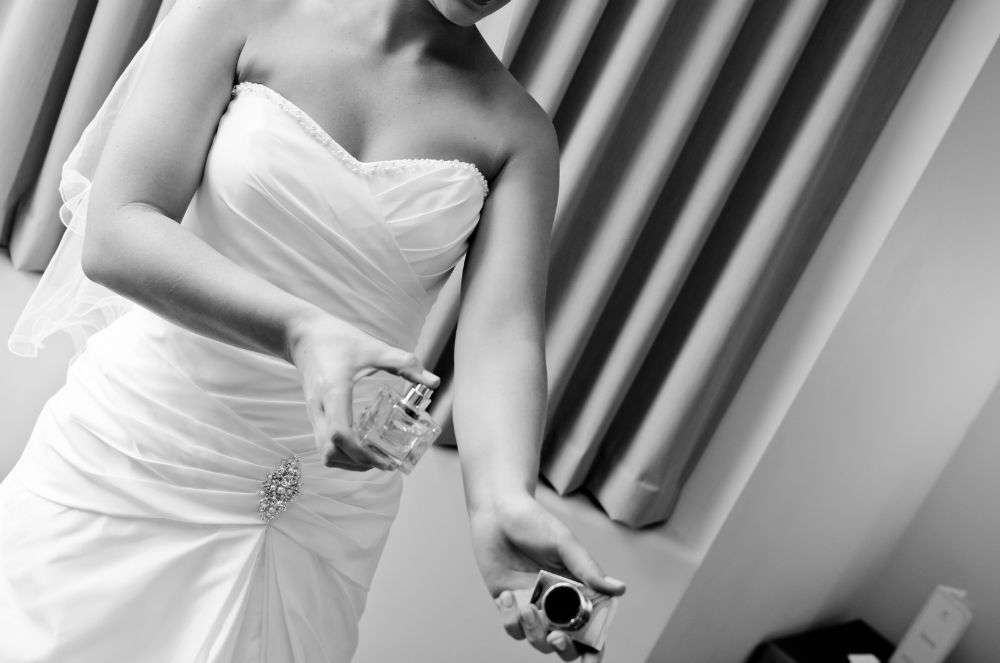 Strapless A-line wedding dress size 10-12 – sweetheart neckline and train