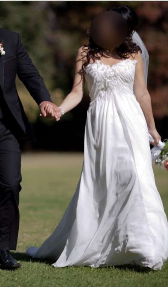 Da Vinci wedding gown style 50048