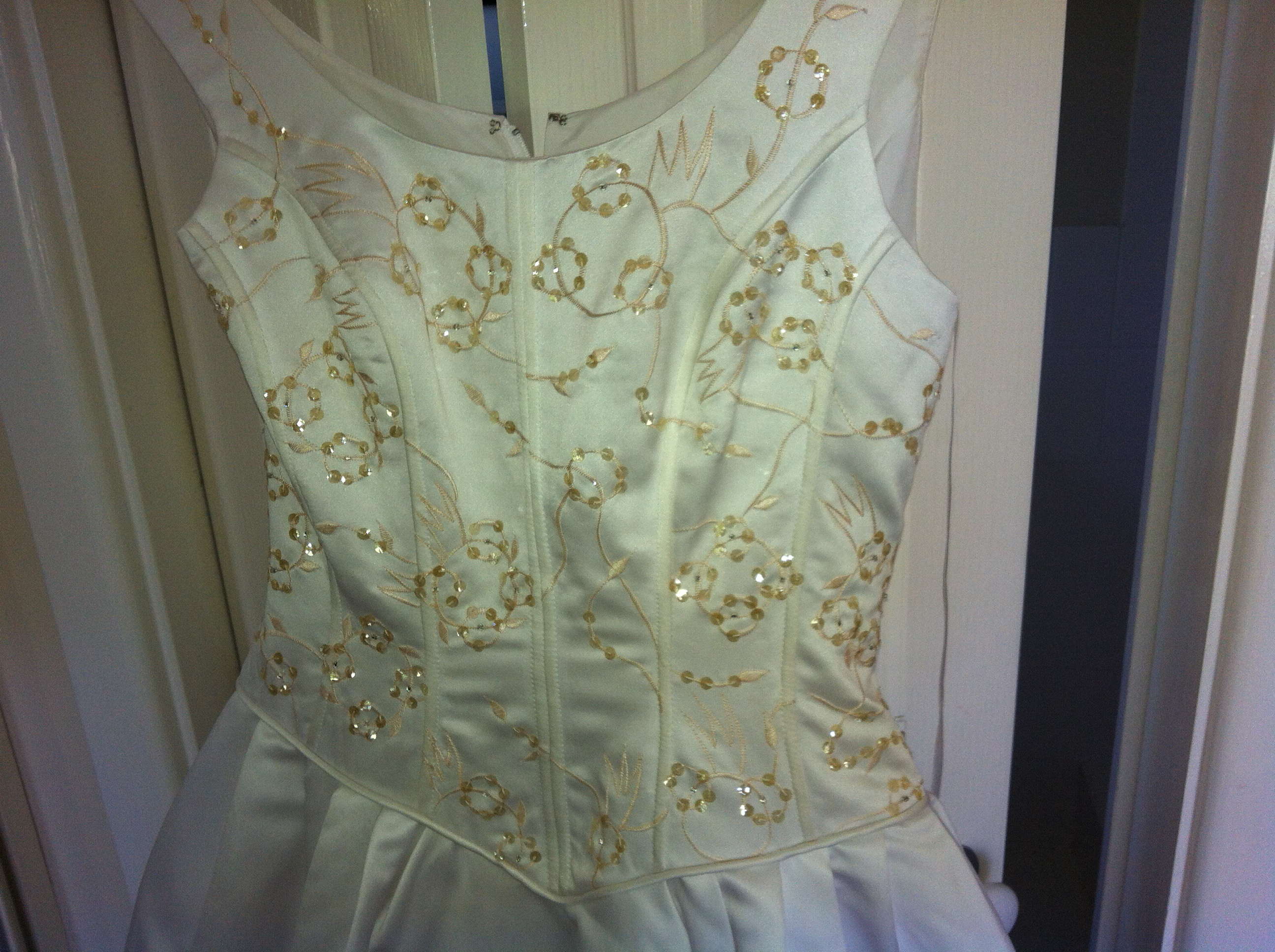 Alex Hanson Wedding Dress, size 10