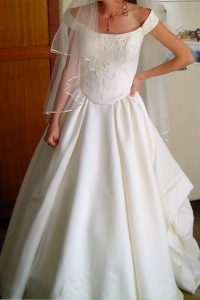 Size 8 -10, Cream coloured off shoulder lace up embroidered bodice, full skirt with 2 m train with embroidered edges