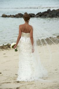 IVORY MIRA MANDIC DESIGNER COUTURE WEDDING DRESS – SIZE 8-10