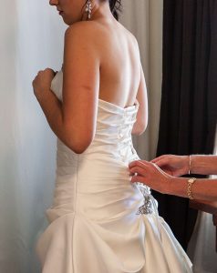 Stunning strapless silk ivory gown with sweetheart neckline