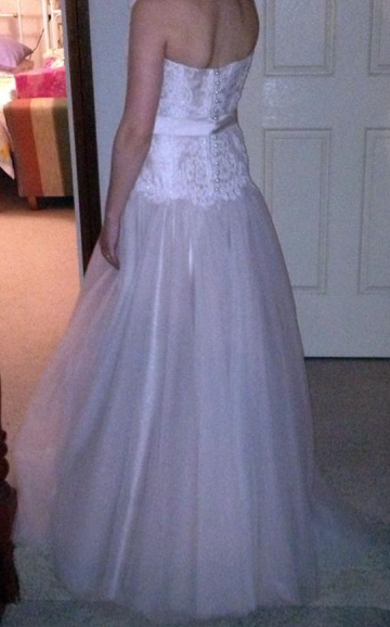 Never been worn Wendy MAkin gown
