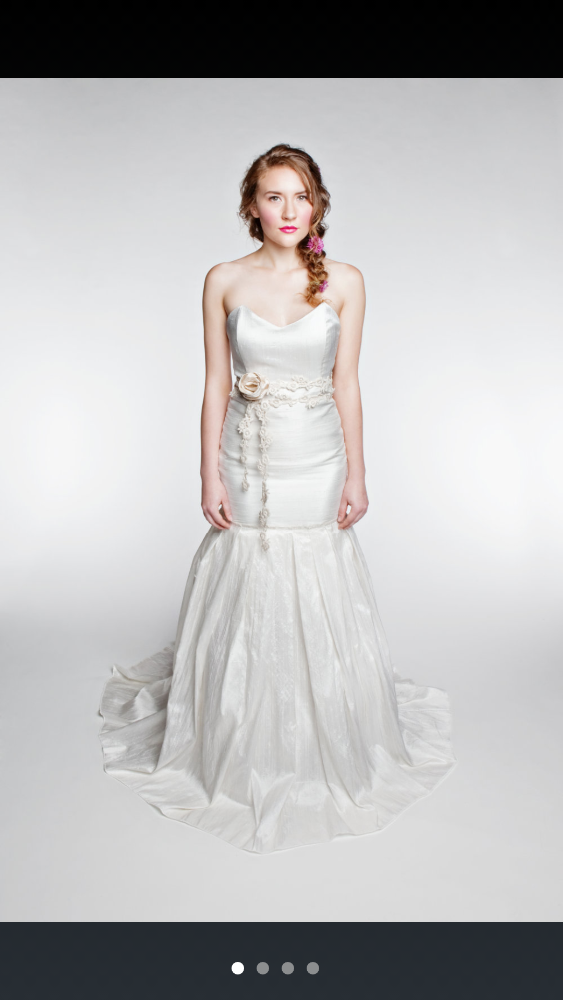 STUNNING couture mermaid/trumpet style wedding dress