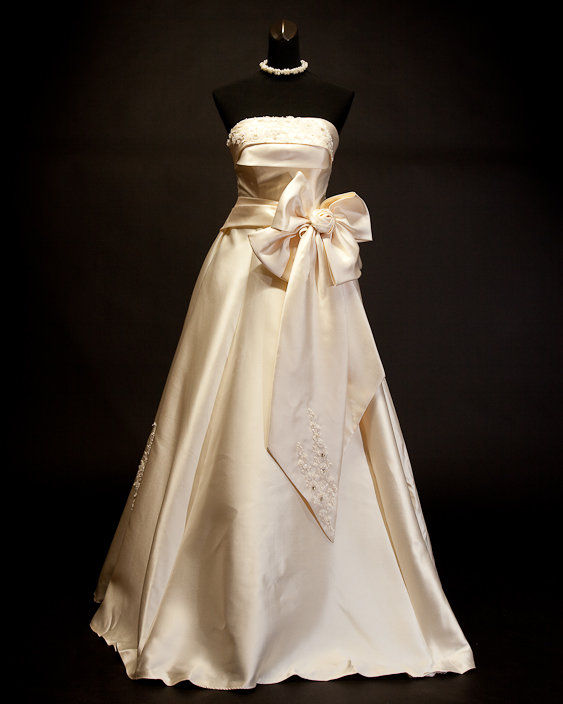 Evermore Bridal – Charlotte – Champagne Colour – Size 8